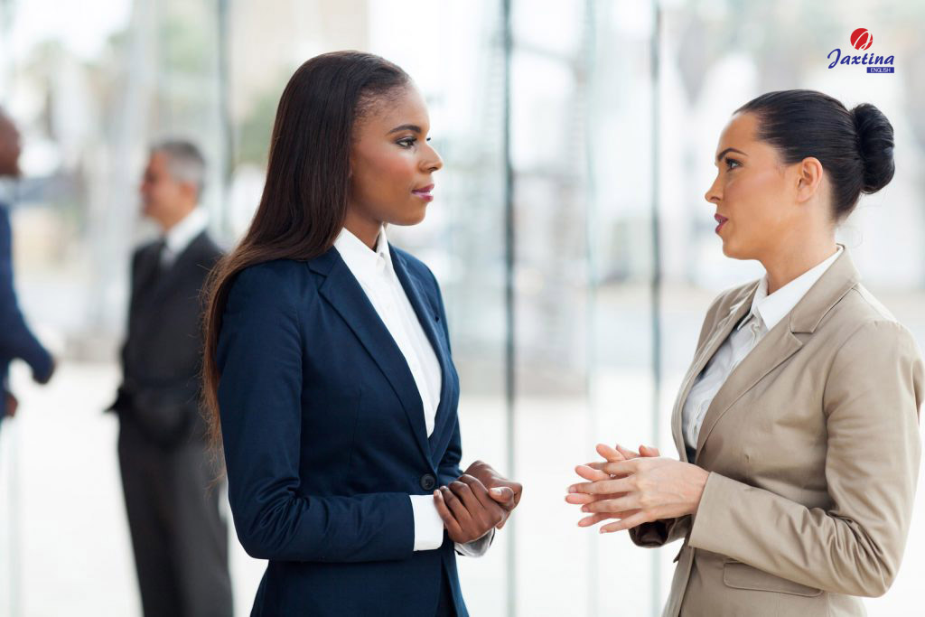 cách ngắt lời ai đó trong tiếng anh
