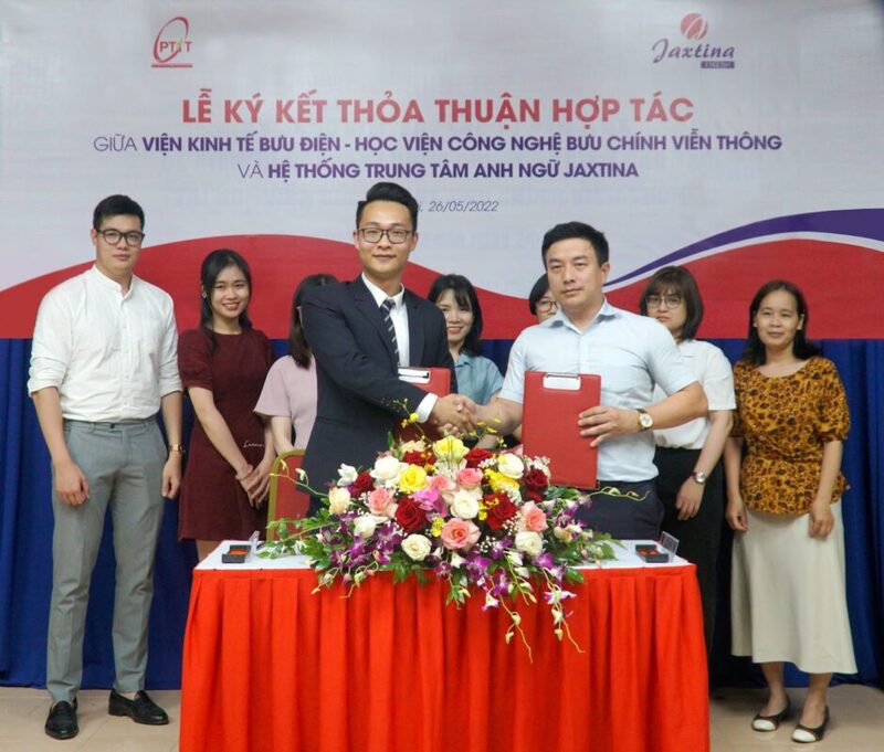 ký kết hợp với tác học viện bưu chính
