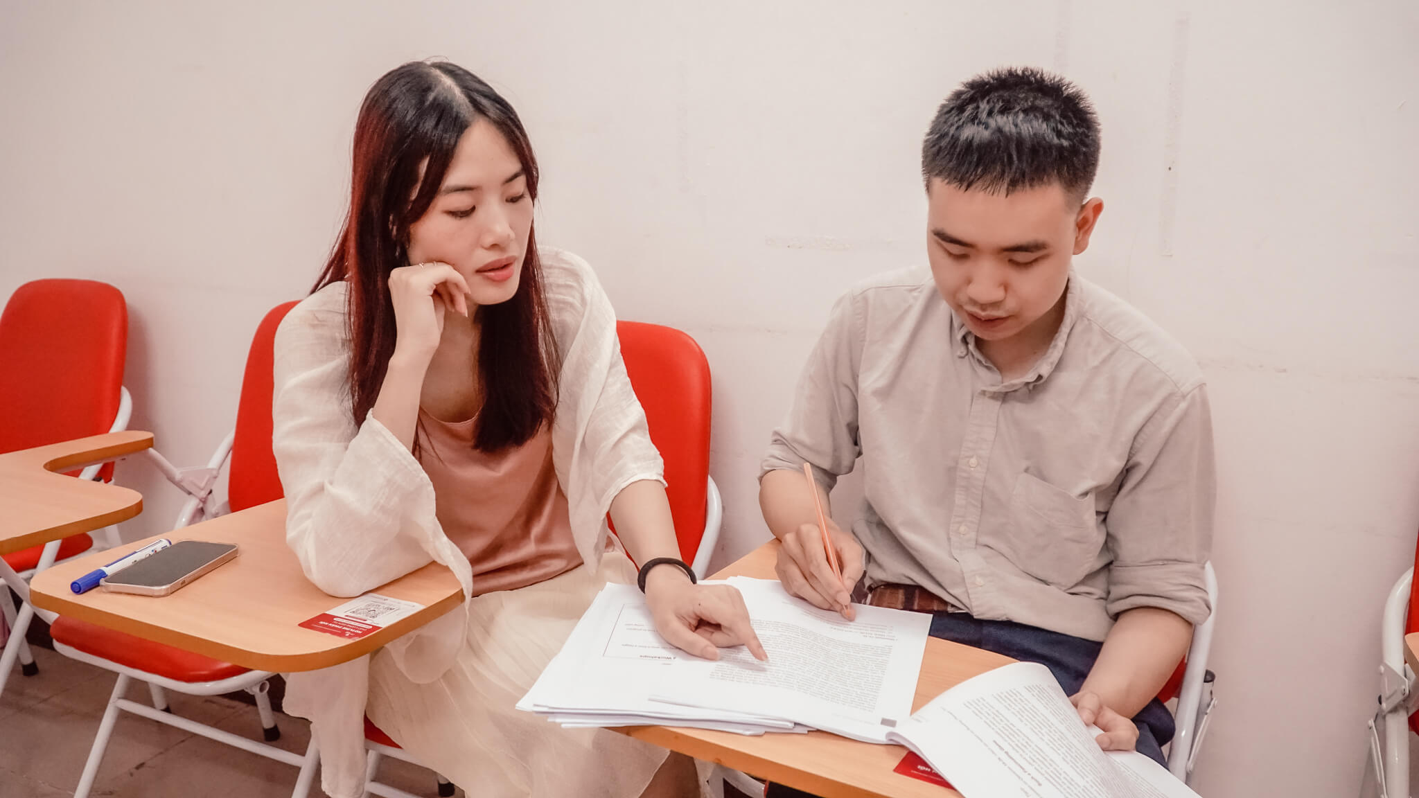long danh gia rat cao su tan tinh cua giao vien