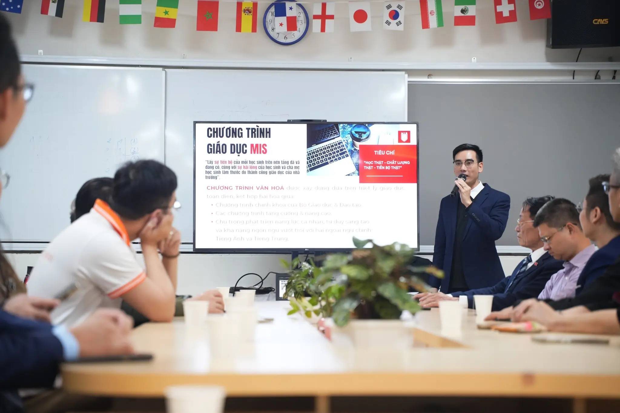 Jaxtina đồng hành cùng Trường Phổ Thông Liên cấp Đa Trí Tuệ  triển khai Chương trình Tài Năng Tiếng Anh