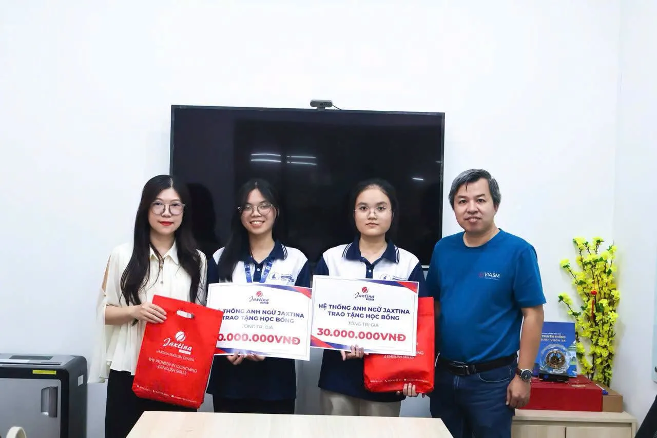 Chinh Phục IELTS 6.0+ Cho Sinh Viên Ngành Toán – Tin Học Từ Học Bổng Toàn Phần Jaxtina
